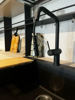 Cucina ad angolo in laminato opaco a prezzo scontato 40%^Doimo Cucine Hot