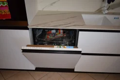 Sale Cucina ad angolo in laminato lucido a prezzo ribassato 50% Cucine Ad Angolo|Cucine Moderne