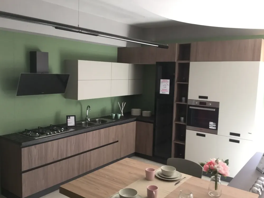 Febal Cucina ad angolo in laminato materico a prezzo scontato- Cucine Ad Angolo|Cucine Moderne