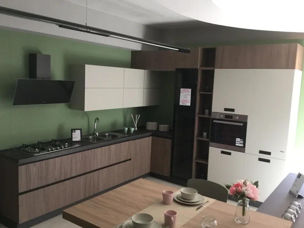 Febal Cucina ad angolo in laminato materico a prezzo scontato- Cucine Ad Angolo|Cucine Moderne