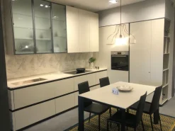 Cucina ad angolo in laminato materico a prezzo ribassato 34%^Scavolini Clearance