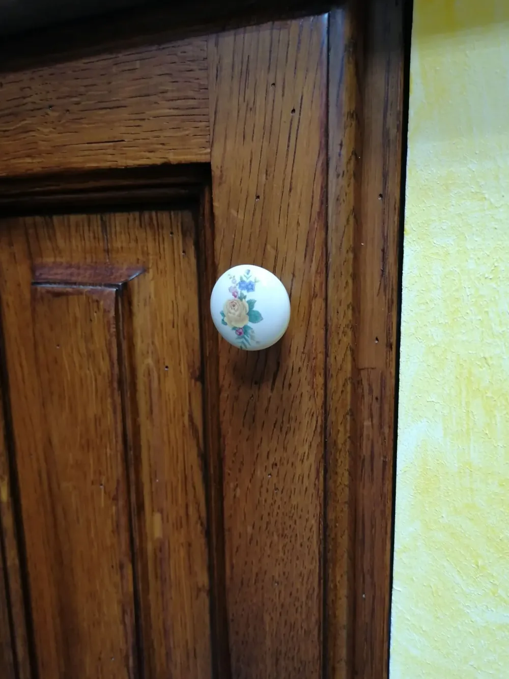 Cucina ad angolo in legno rovere moro Prezzemolo a prezzo ribassato^Oldline