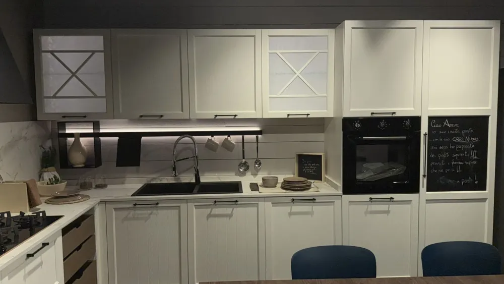 Cucina ad angolo in legno a prezzo scontato 50%^Creo Best