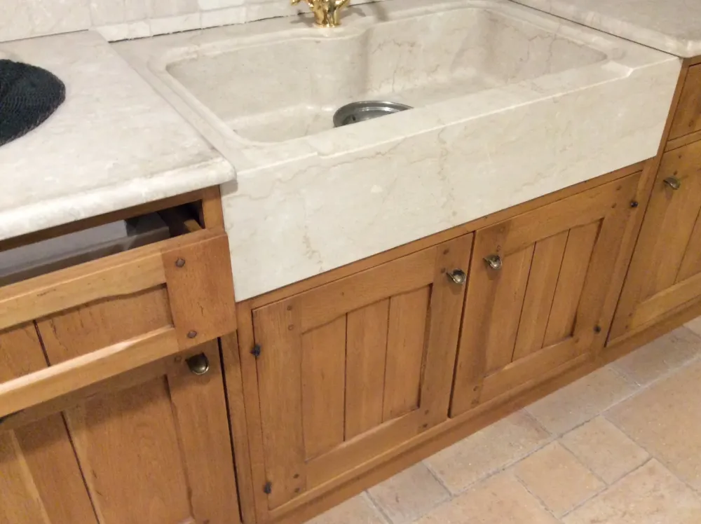 Sale Cucina ad angolo in legno rovere chiaro Rovere a prezzo ribassato Cucine Ad Angolo