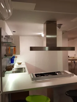 Varenna Cucina ad angolo moderna Planet a prezzo ribassato- Cucine Ad Angolo|Cucine Moderne