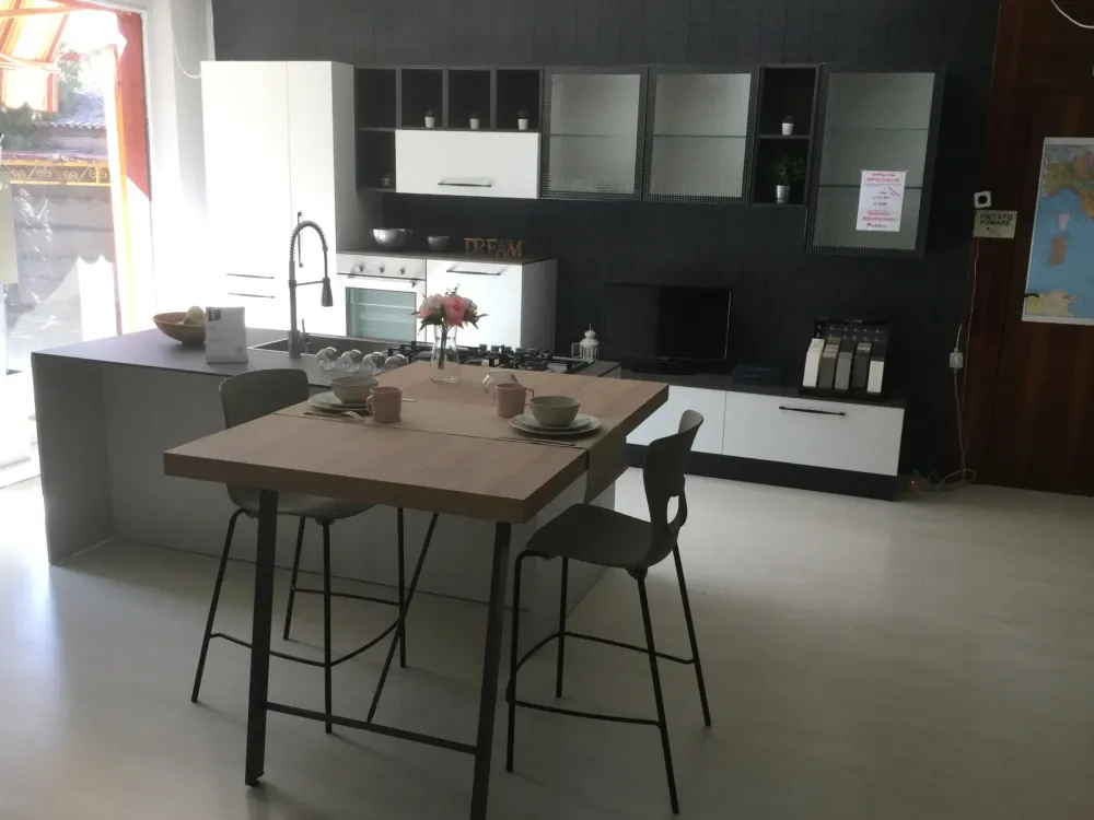 Outlet Cucina ad isola moderna Ice a prezzo scontato Cucine Ad Isola|Cucine Moderne