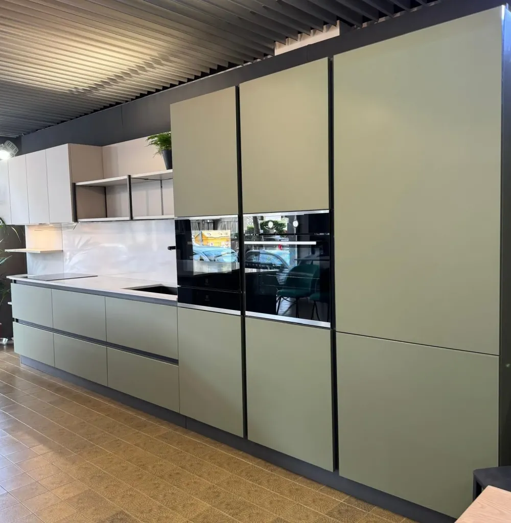 Atra Cucina altri colori moderna ad isola Shine- Cucine Ad Isola|Cucine Moderne