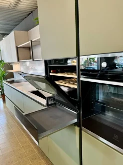 Atra Cucina altri colori moderna ad isola Shine- Cucine Ad Isola|Cucine Moderne