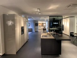 Poliform Cucina altri colori moderna Artex in offerta- Cucine Ad Isola|Cucine Moderne