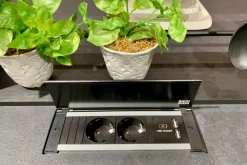 Cucina altri colori moderna con isola Motus^Scavolini New