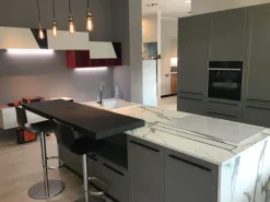 Cucina antracite moderna con isola Carattere a soli 13104 Euro^Scavolini Discount