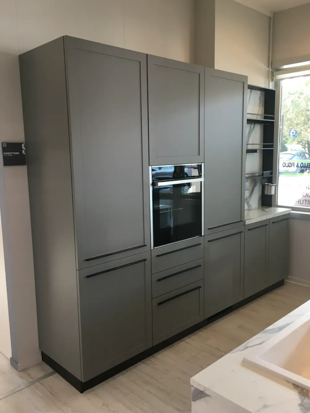 Cucina antracite moderna con isola Carattere a soli 13104 Euro^Scavolini Discount