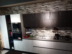 Cucina moderna lineare grigio in laminato materico Ginevra^Aran Outlet