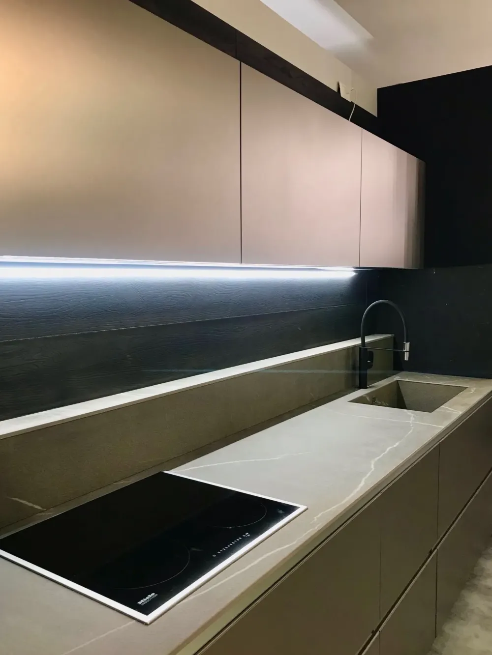 Cucina Atelier pb 17366 lineare con uno sconto imperdibile^Binova