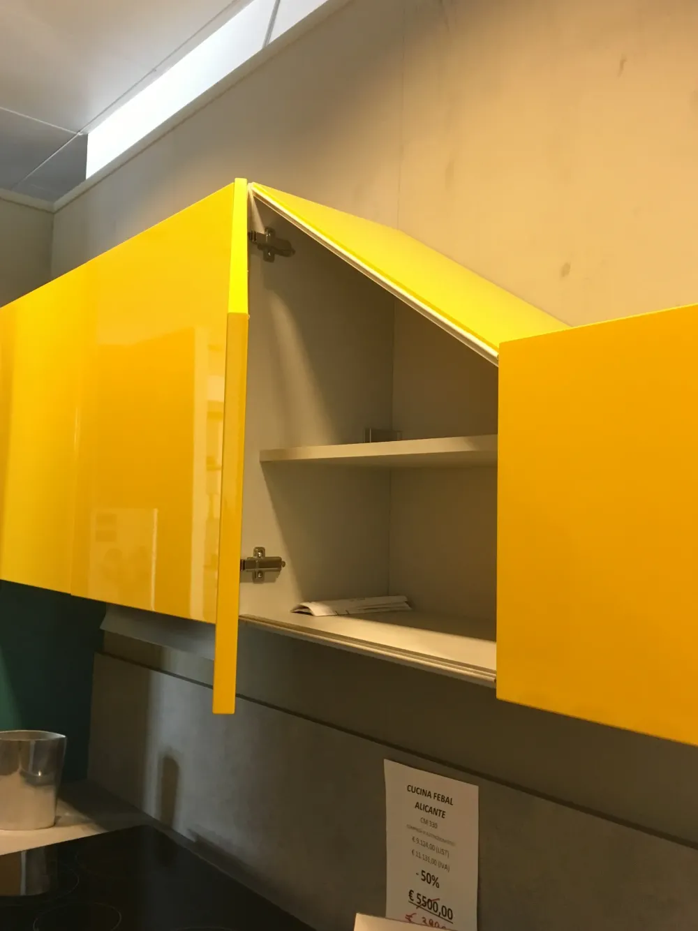 Cucina azzurra moderna lineare Alicante in Offerta Outlet^Febal Best