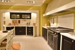 Discount Cucina classica lineare altri colori in legno Gaia Cucine Lineari