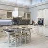 Cucina bianca classica ad angolo Madeleine a soli 11643 Euro^Scavolini Discount