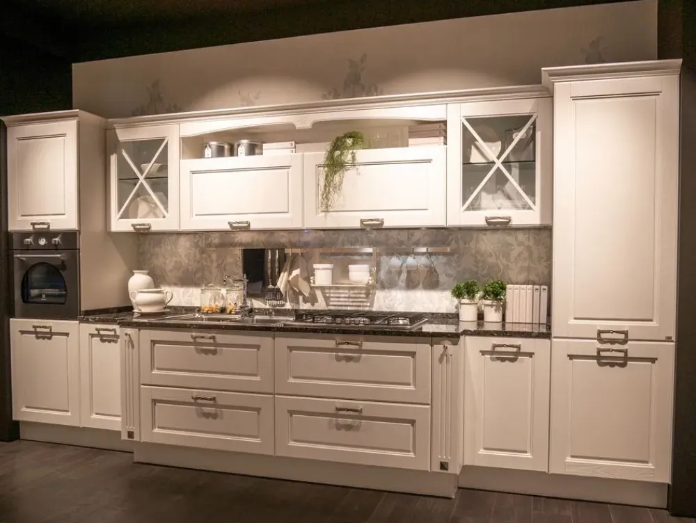 Outlet Cucina bianca classica lineare Agnese Cucine Lineari