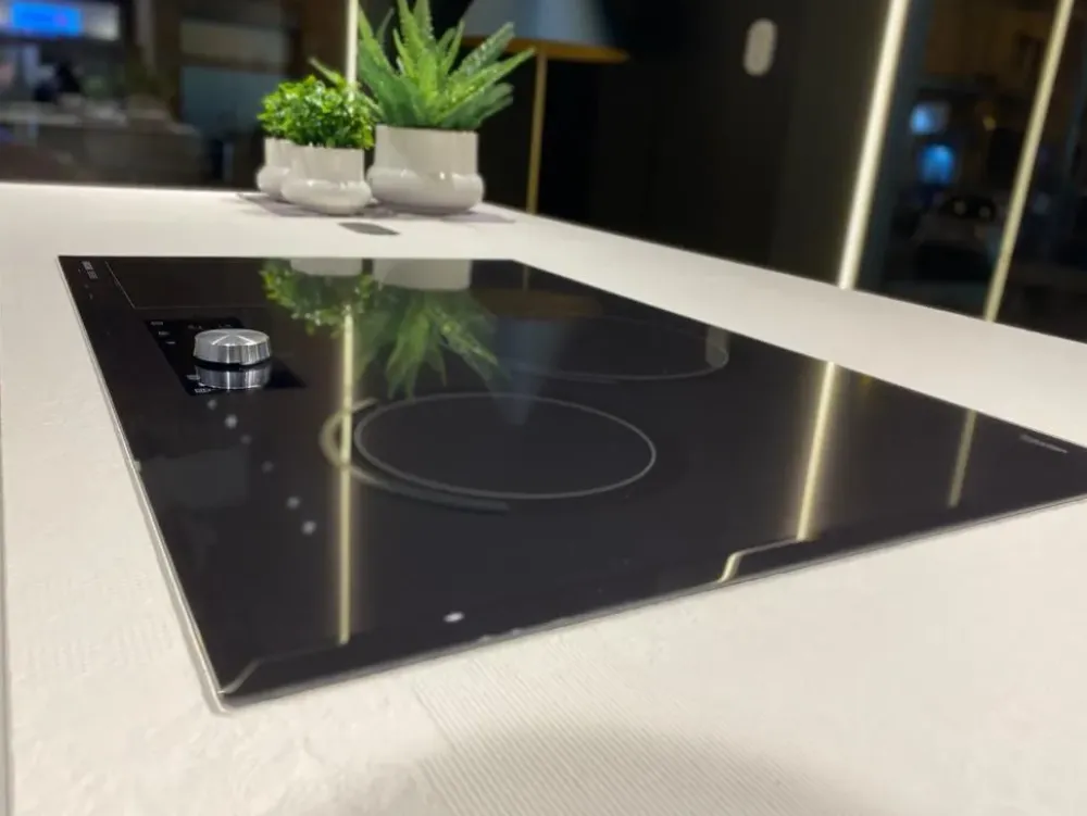 Lube Cucine Cucina bianca design con isola Clover a soli 17800 Euro- Cucine Ad Isola|Cucine Design