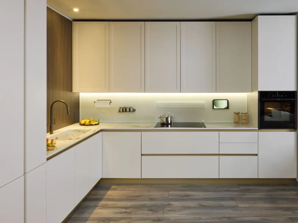 Diotti.com Cucina bianca moderna ad angolo Eleven 01 outlet a soli 24490 Euro- Cucine Ad Angolo|Cucine Moderne