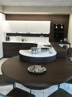 Cucina bianca moderna ad angolo Cucina curva Cucine Ad Angolo|Cucine Moderne