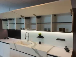 Cucina bianca moderna con isola K3 kali in offerta^Arredo3 Outlet