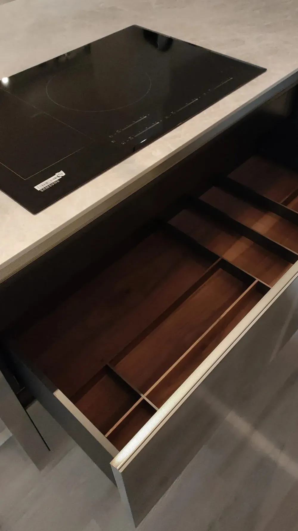 Discount Cucina design ad isola rovere moro in legno Mantis + bluna laccato Cucine Ad Isola|Cucine Design