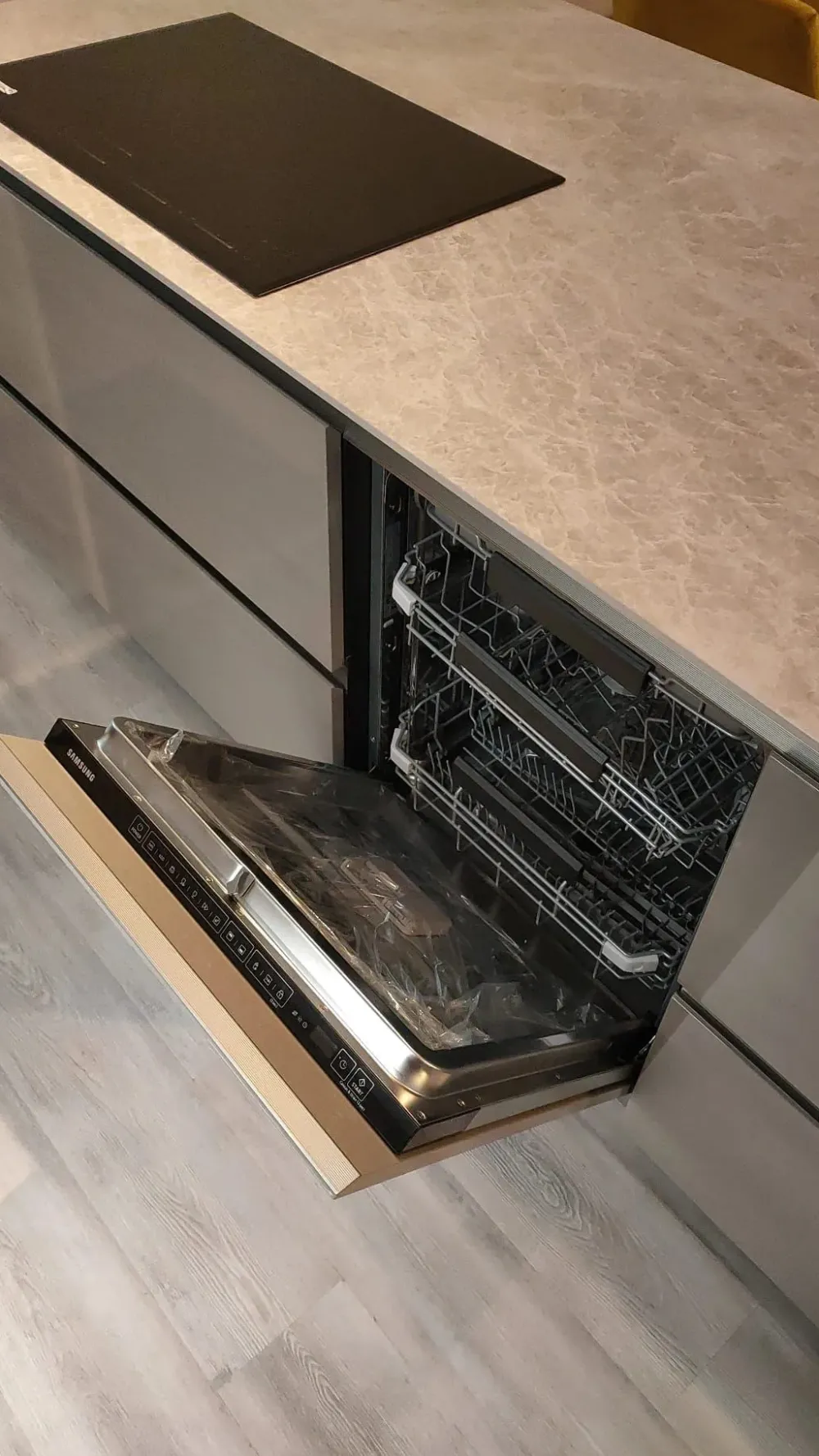 Discount Cucina design ad isola rovere moro in legno Mantis + bluna laccato Cucine Ad Isola|Cucine Design