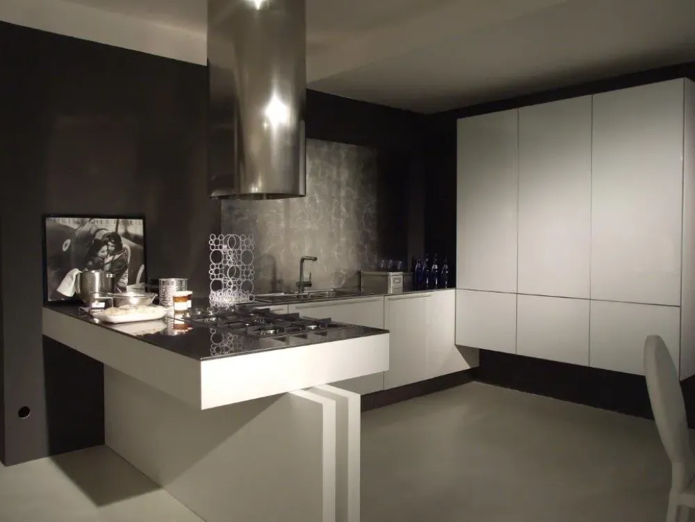 Clearance Cucina Cucine maya luce scontato del -51 % Cucine Con Penisola|Cucine Moderne