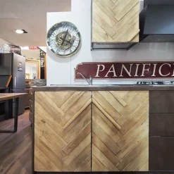 Cucina moderna lineare rovere chiaro in legno Cucinja moderna rennes in legno e bronzo^Collezione esclusiva Best