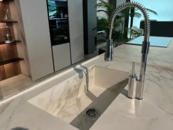 Cucina con isola in laccata opaco grigia bluna a prezzo scontato^Binova Clearance