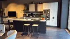 Creo Cucina con isola in laminato materico a prezzo ribassato 52%- Cucine Ad Isola