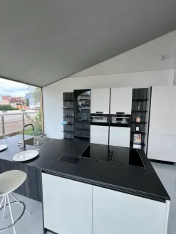 Cucina con isola in nobilitato a prezzo scontato 50%^Dibiesse Clearance