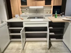 Discount Cucina con isola in nobilitato bianca Palio a prezzo ribassato Cucine Ad Isola|Cucine Moderne