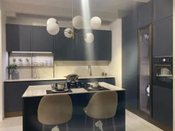 Cucina con isola in polimerico opaco blu Gaia a prezzo scontato^Mobilturi Discount