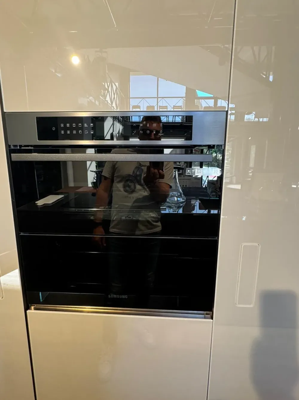 Cucina con isola in vetro a prezzo scontato 45%^Lago Discount