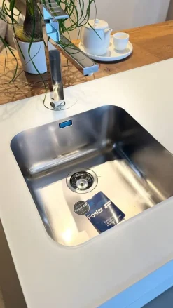 Lago CUCINA con isola 36e8 SCONTATA 30%- Cucine Ad Isola|Cucine Design