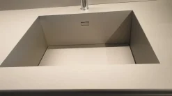 Cucina con penisola in laminato lucido a prezzo ribassato 52%^Dada Clearance