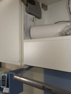 Dibiesse Cucina con penisola in laminato materico a prezzo ribassato 45%- Cucine Con Penisola|Cucine Moderne