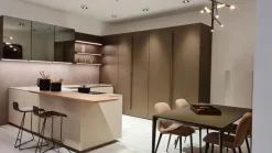 Cucina con penisola in laminato opaco a prezzo scontato 59%^Ernestomeda Online