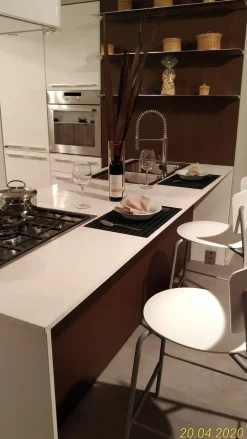 Outlet Cucina con penisola in laccato lucido a prezzo scontato 59% Cucine Con Penisola|Cucine Design