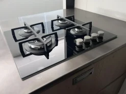 Cucina con penisola in legno a prezzo scontato 45%^Scavolini Hot