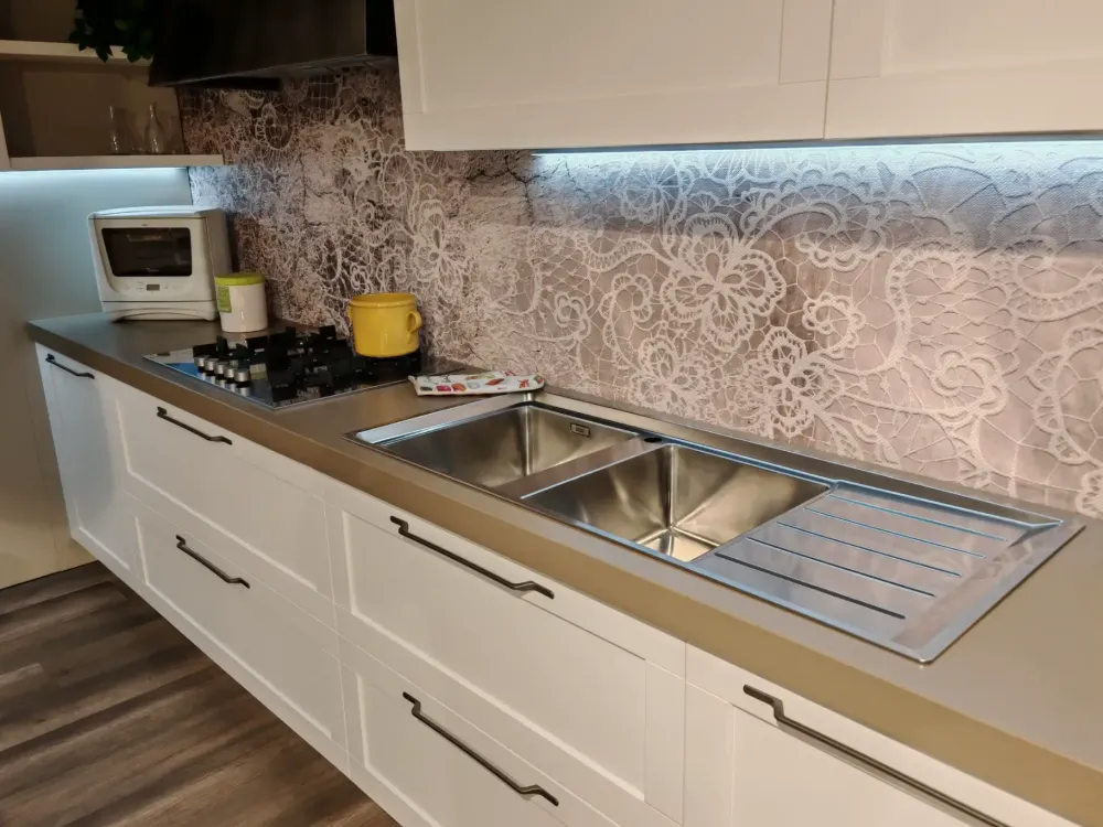 Cucina con penisola moderna bianca Frame a soli 8400 Euro Cucine Con Penisola|Cucine Moderne