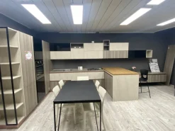 Febal Cucina con penisola moderna Modula a prezzo scontato- Cucine Con Penisola|Cucine Moderne