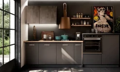 Cucina Cucina industrial con paino legno e ante effetto iron steel con colonne di in Offerta Outlet -46%^Outlet Etnico Online