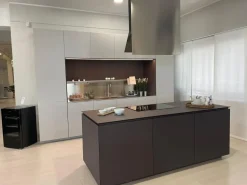 Cucina Cucina obliqua di in offerta -35%^Ernestomeda Clearance