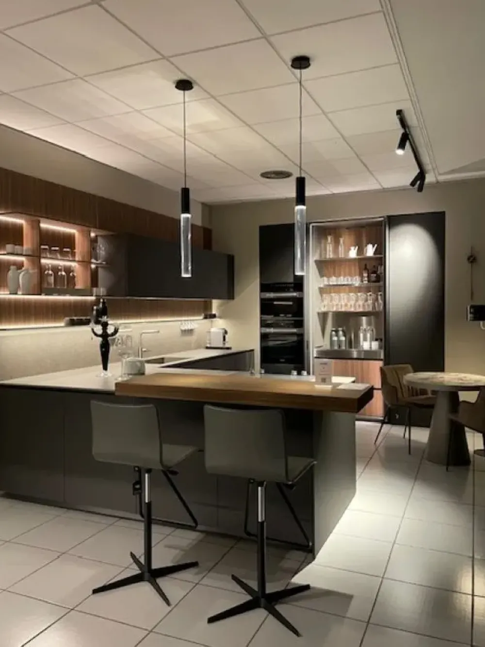 Cucina Cucina sign ad angolo con uno sconto imperdibile^Ernestomeda Online