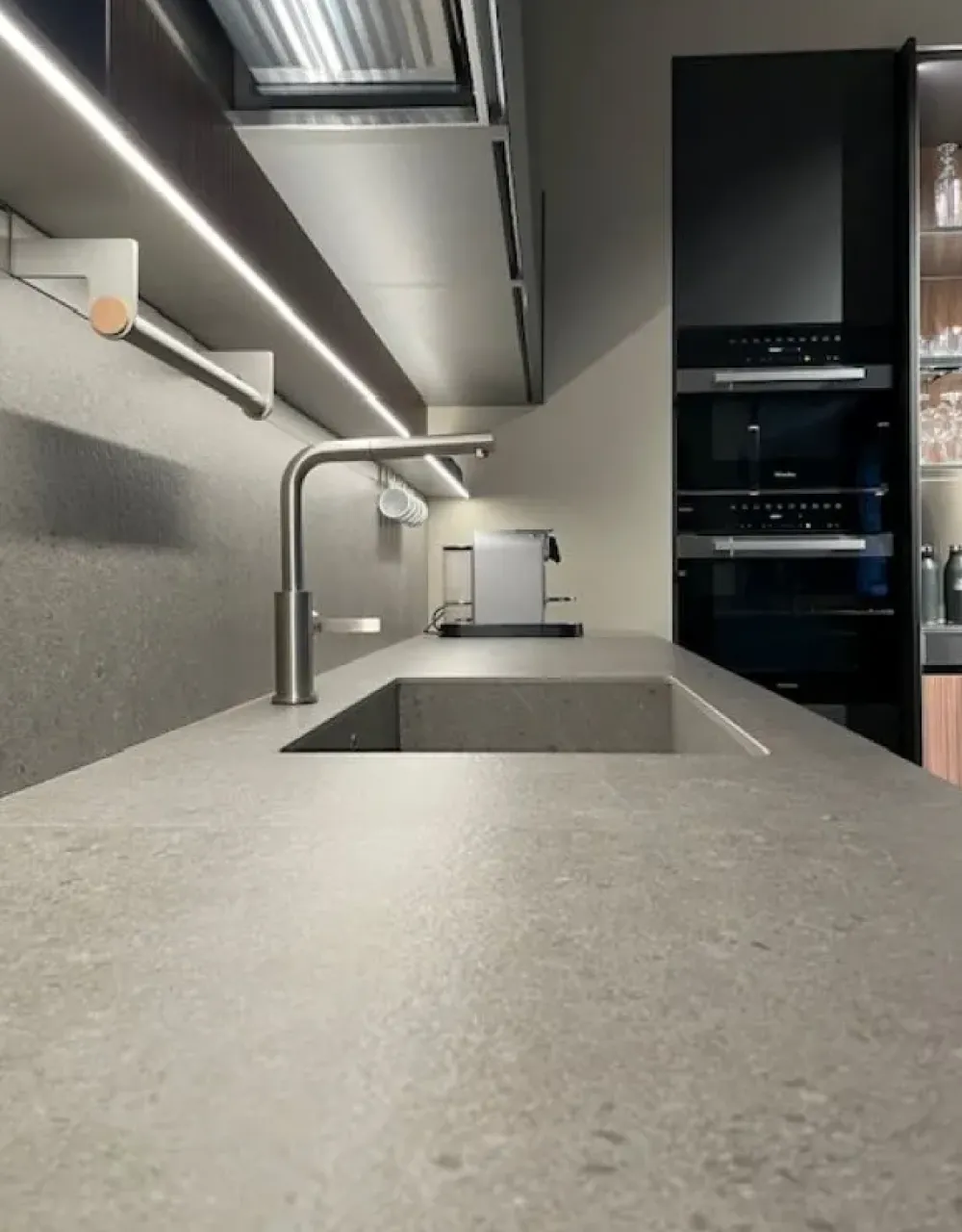 Cucina Cucina sign ad angolo con uno sconto imperdibile^Ernestomeda Online