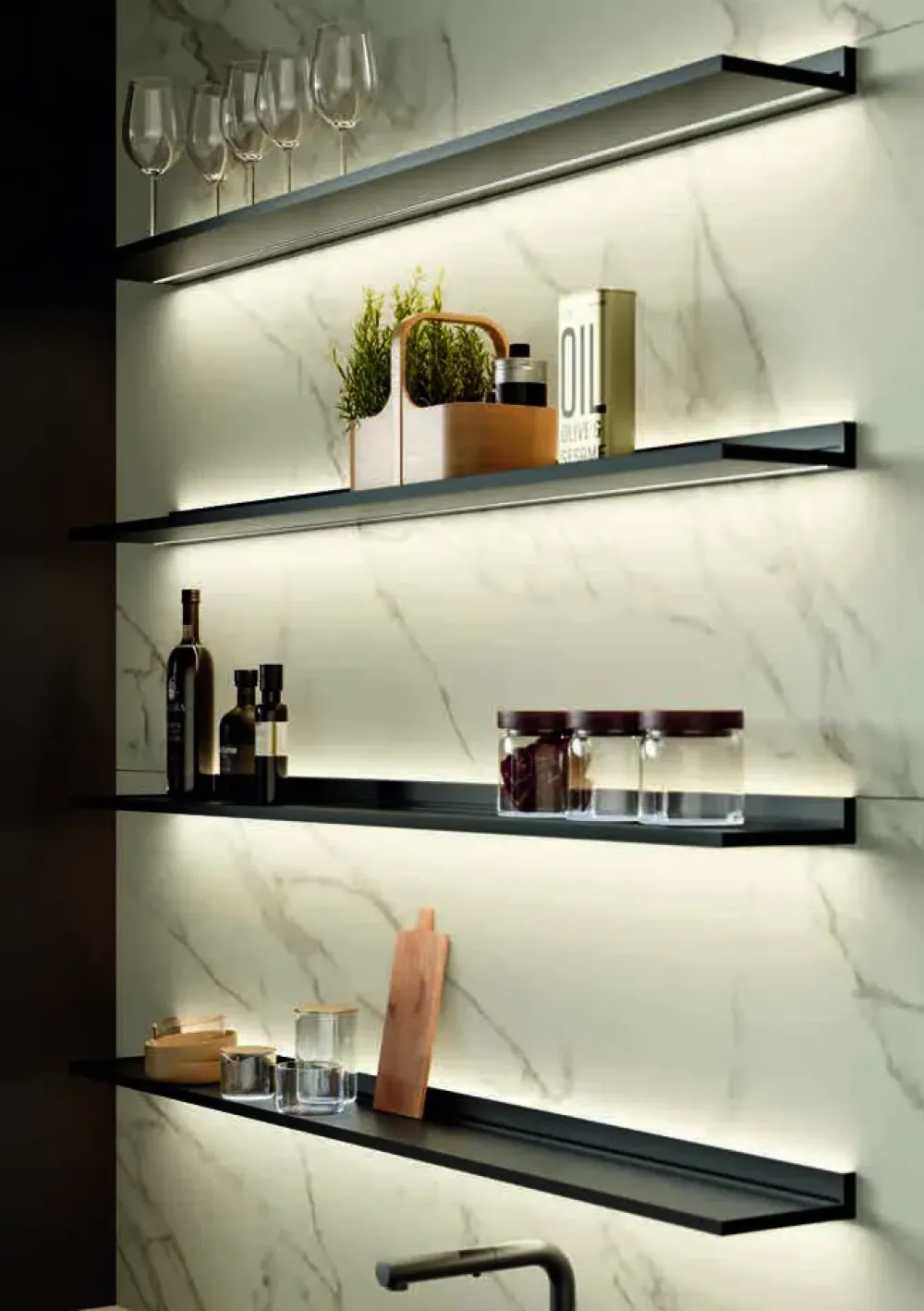 Hot Cucina di modello Lungomare compo 06: scopri il prezzo Cucine Ad Isola|Cucine Moderne