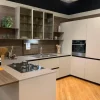 Cucina design con penisola tortora in laccata Lain pro^Euromobil Sale